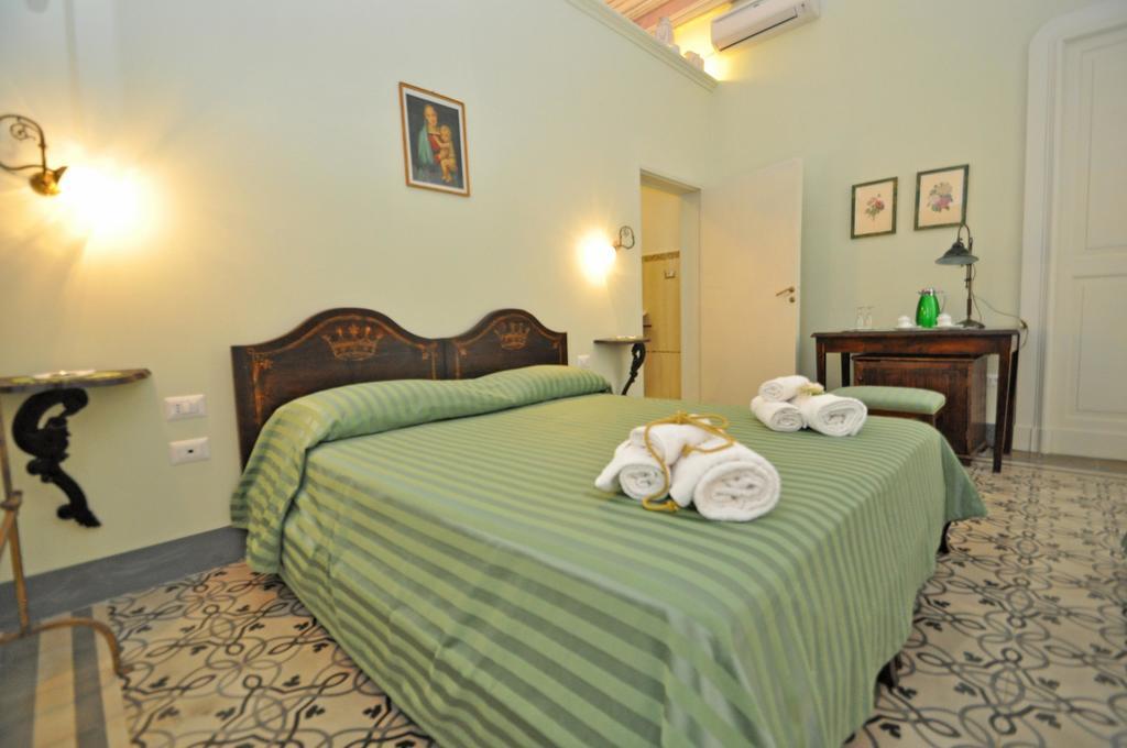Palazzo De Donatis B&B Melissano Værelse billede
