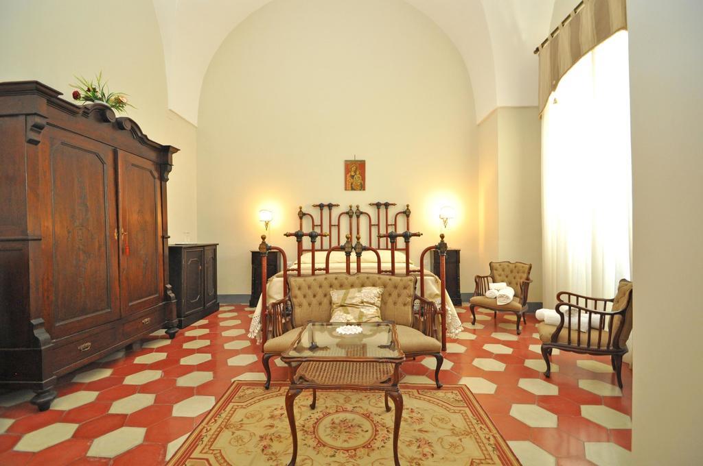 Palazzo De Donatis B&B Melissano Værelse billede