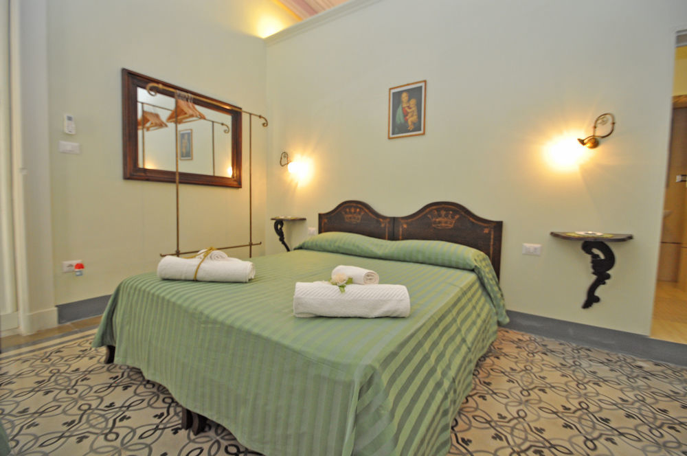 Palazzo De Donatis B&B Melissano Eksteriør billede